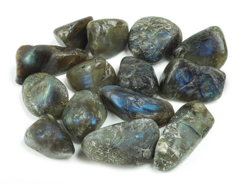 Labradorite Tumblestone – Protection, Intuition & Aura‑Shielding Crystal