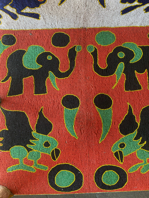 Chaise royale ornée de perles du peuple Yoruba
