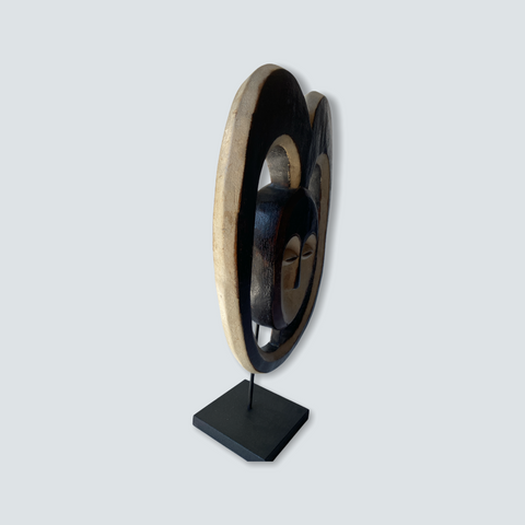 Kwele Mask - Gabun (01)