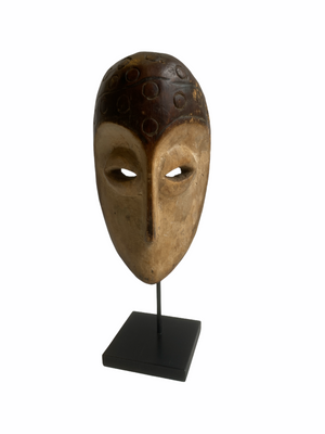 Descriptive image text