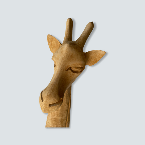 Swazi-Giraffenkopfskulpturen – Holz – L