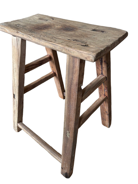 Antiker rustikaler Hocker - Ulmenholz (M02)