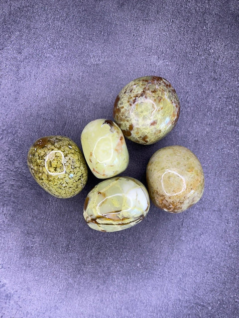 Grüner Opal - Trommelstein