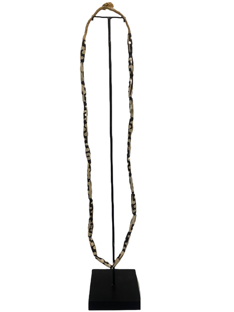 Kenya Beads Necklace - Long brown bead (48.2)
