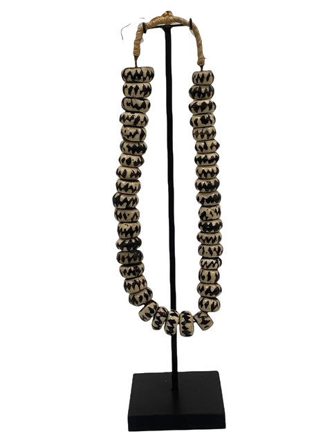 Kenya Beads Necklace - Disc shaped brown/white (47.1)