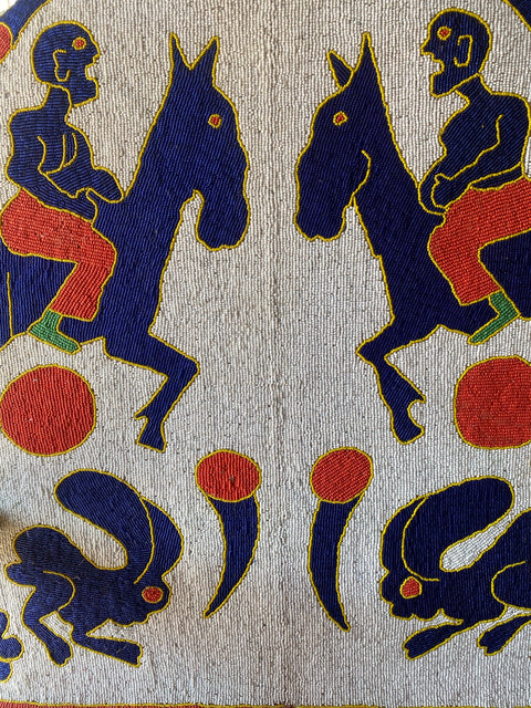 Chaise royale ornée de perles du peuple Yoruba