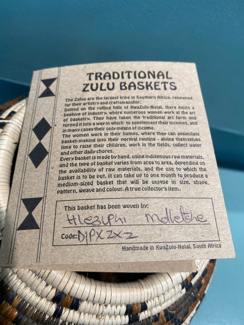 Zulu Ukhamba – traditioneller Korb (23.1)