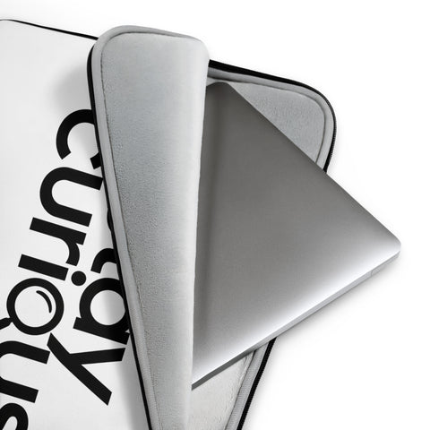 Stay Curious 13-inch laptop sleeve – construction detail 1 – ZIPZAPPA