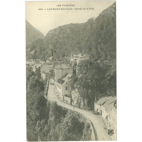Luz - Saint - Sauveur, France – Entrée de la Ville Postcard Early 20th Century