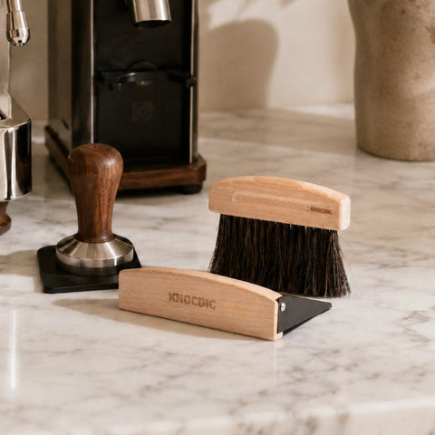 Magnetic Coffee Dustpan & Horsehair Brush Set