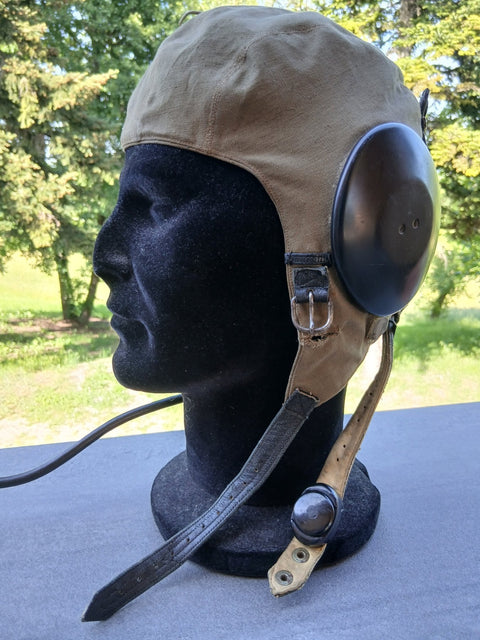 Military helmet - R.S.I. Republican Air Force flight headset type "M" radiotelephone helmet microtechnics - 1943