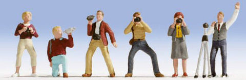 Photographer Terrarium Figures 15571