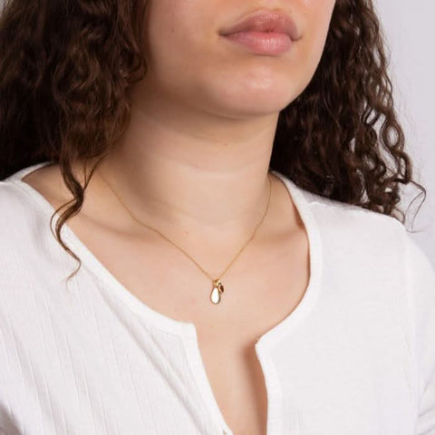 Pendentif grenat de janvier plaqué or P5179