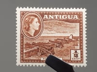 1956 Half East Caribbean Cent Elizabeth II Antigua und Barbuda Briefmarke Fort James