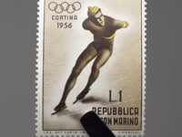 Timbre de Saint-Marin 1955 1 Lire Saint-Marin Patinage de vitesse Jeux Olympiques d'hiver 1956 - Cortina d'Ampezzo