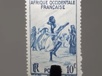 Timbre Afrique Occidentale Française 1947 10 centimes CFA Afrique Française Danse au Fusil, Mauritanie