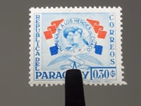 Paraguay-Briefmarke 1957 0,3 Guaraní Chaco-Krieger und Krankenschwester Helden des Chaco-Krieges