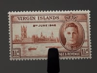 1946 Timbre 1½ d des Îles Vierges britanniques Le roi George VI et les Chambres du Parlement