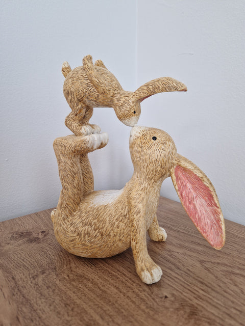 Kissing Bunnies