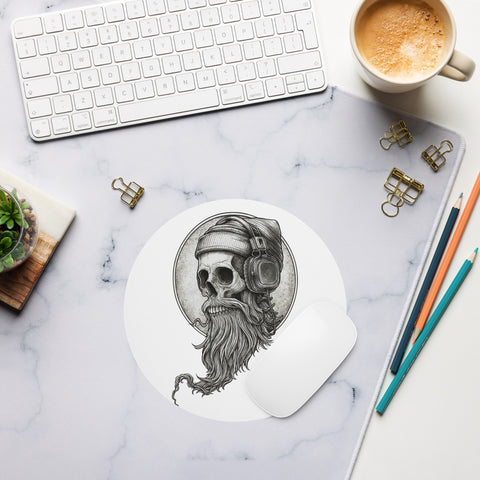 Bearded Skull DJ white round mouse pad with monochrome skull and headphones artwork – view 3