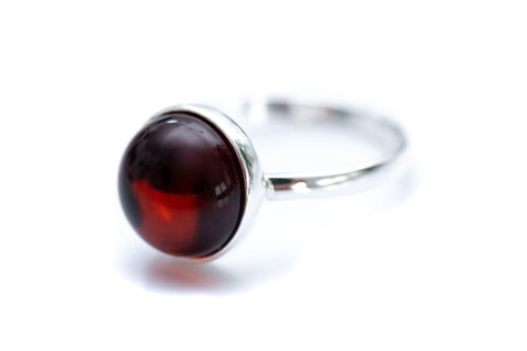 ESSENTIALS Cherry Red Amber Solitaire Ring