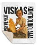 Viskas Kontroliuojama sherpa blanket with full Lithuanian lettering, smiling retro cook and flaming pan illustration