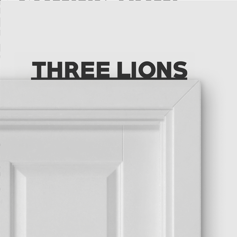 THREE LIONS door topper and door tag
