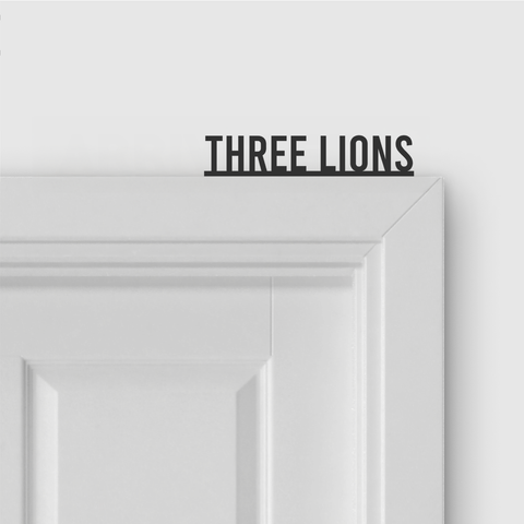THREE LIONS door topper and door tag