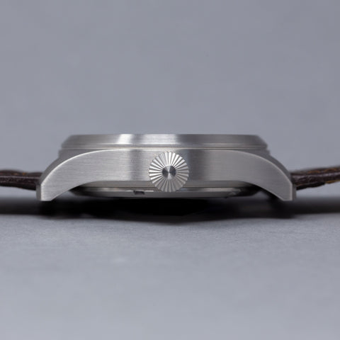 'Turbulence' Cat.1 Aviator's Watch (46mm) | Rook Black
