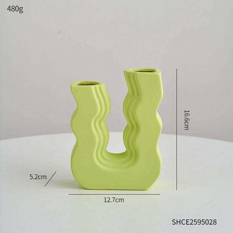 Wavy Wonder Vase