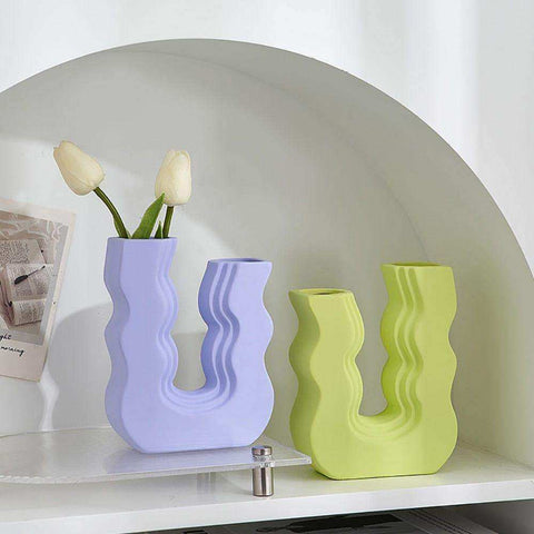 Wavy Wonder Vase