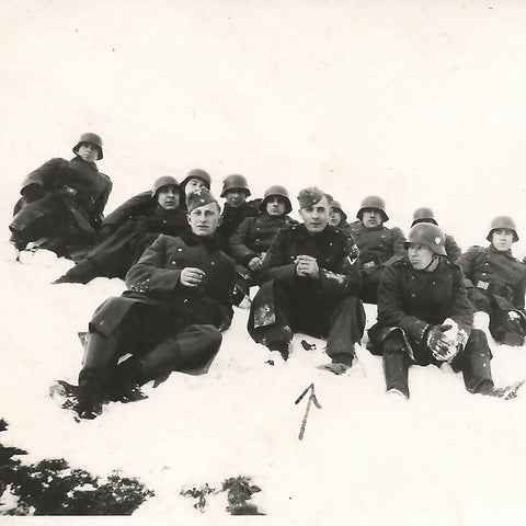 World War 2 Military Germany Soldiers Photo WW2 Winter