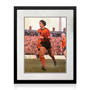 Johan Cruyff Signed Netherlands Photo Deluxe Mount Frame (AFTAL Authentication)