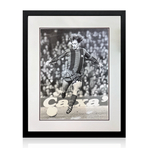 Johan Cruyff Signed FC Barcelona Photo Deluxe Mount Frame (AFTAL Authentication)