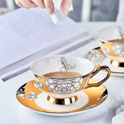 Tasse et soucoupe en porcelaine fine Regal Bloom
