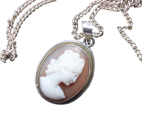 Vintage 1960’s Silver Cameo Necklace Pendant with Chain Women Portrait